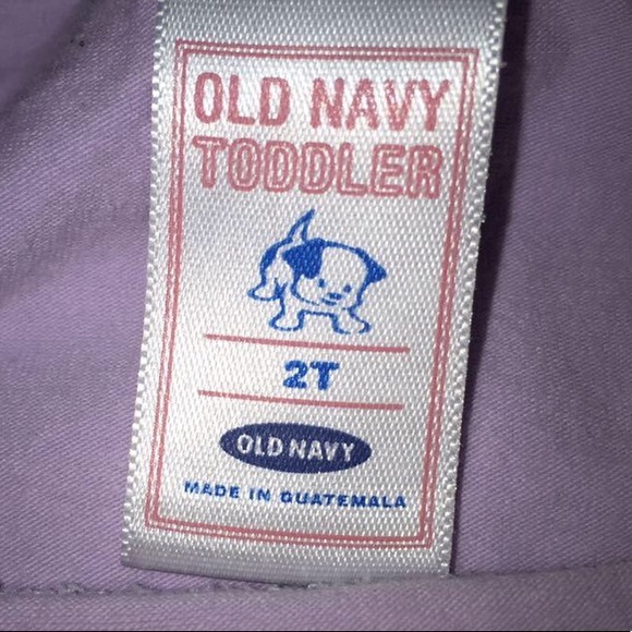 Oshkosh and old navy 2 shirts lot 2T - Picture 5 of 7